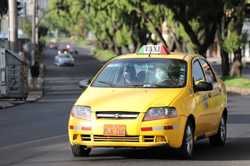 Medidas De Protección En Los Taxis De La Ciudad Quito Informa 3669