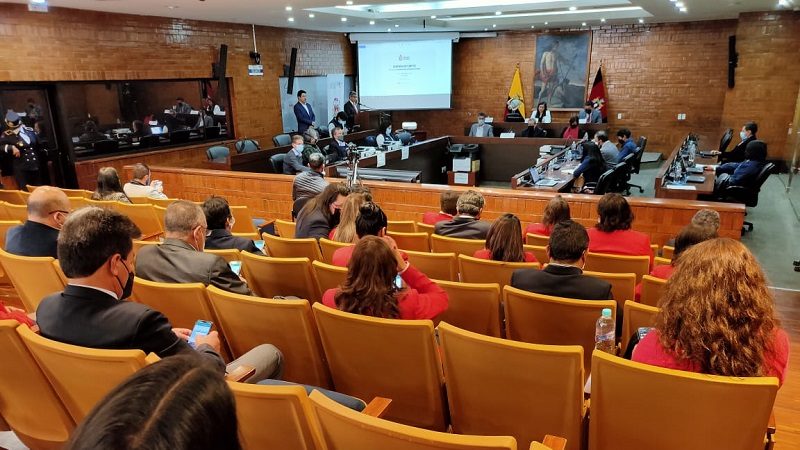 Sorteo público de 500 cupos para jornada vespertina se realizará en la