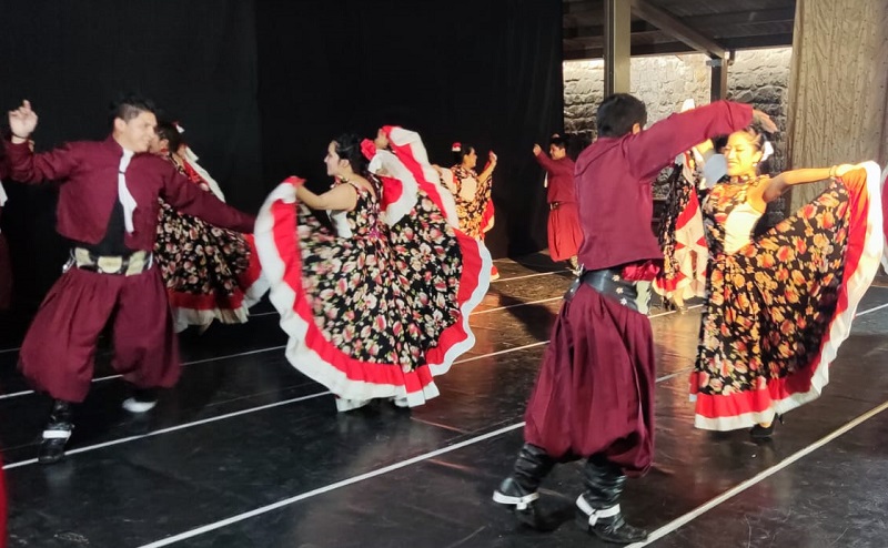 Manuela Sáenz Zonal Administration Hosts Dance and Theater Festival in Quito