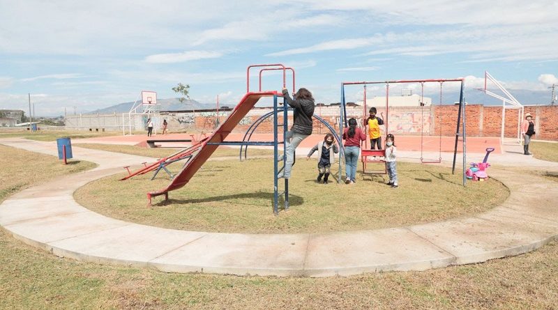 Obras y escrituras Pifo