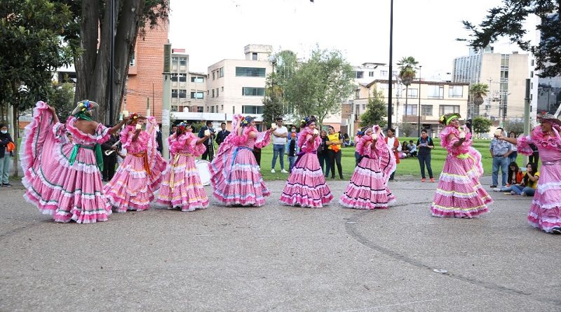 El Día Internacional Por La No Violencia Contra La Mujer Se Conmemoró En Quito Quito Informa 1650