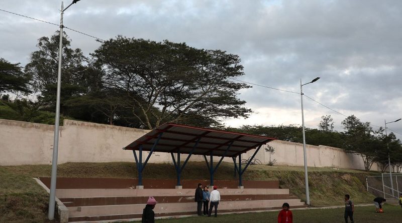 Iluminación El Campamento Puembo