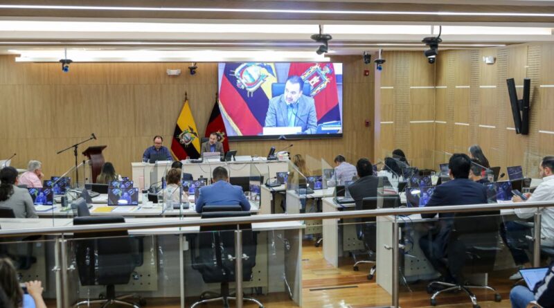 Concejo Metropolitano analiza una ordenanza para quitar la retención del vehículo por incumplir el 'Pico y Placa'